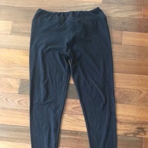 Lularoe TC black leggings, good used condition